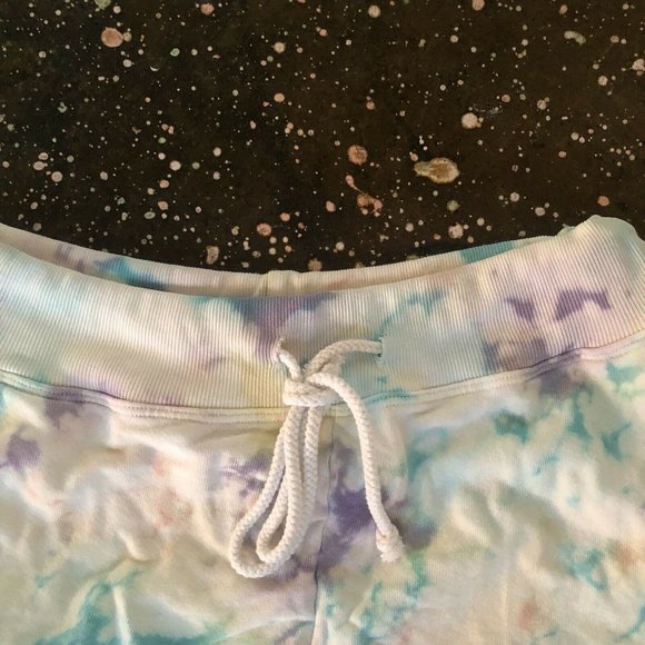 DAYDREAMER X REVOLVE Spring Bubble Tie Dye Sweat Shorts - Picture 6 of 8